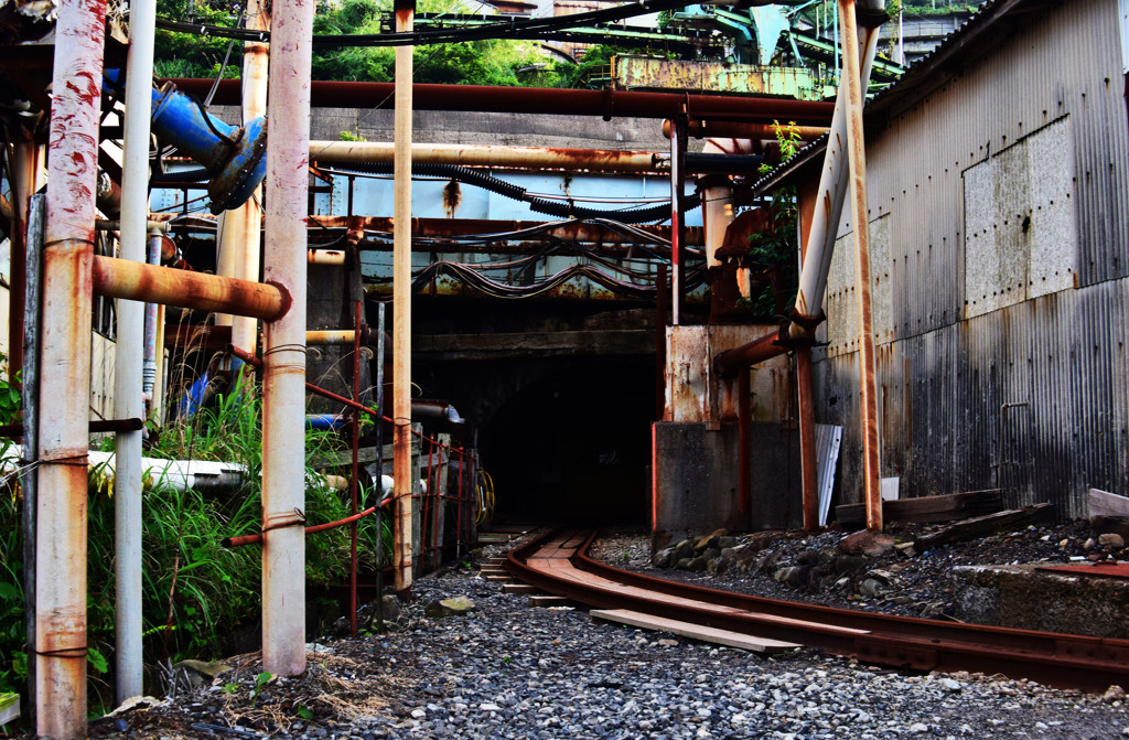 池島の風景㊱　「炭鉱入口」