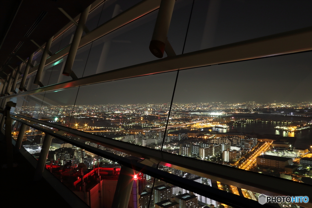 夜のポートタウン