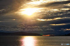 明石海峡の光芒