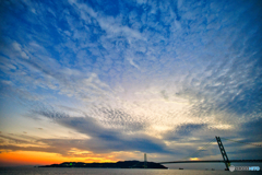 明石海峡の夕空