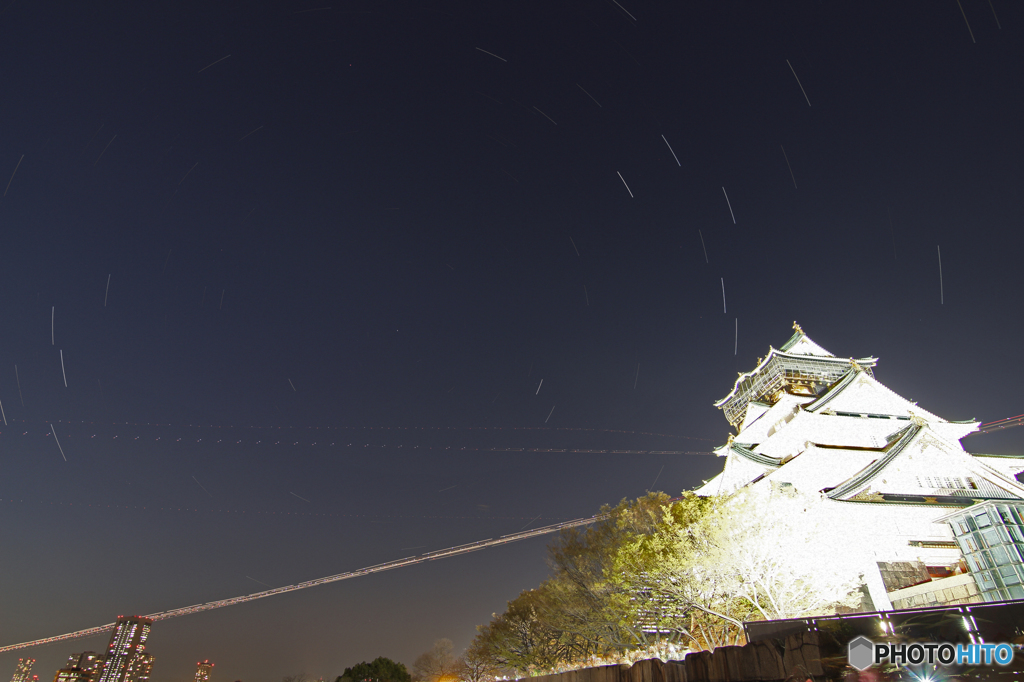 眩しい天守閣