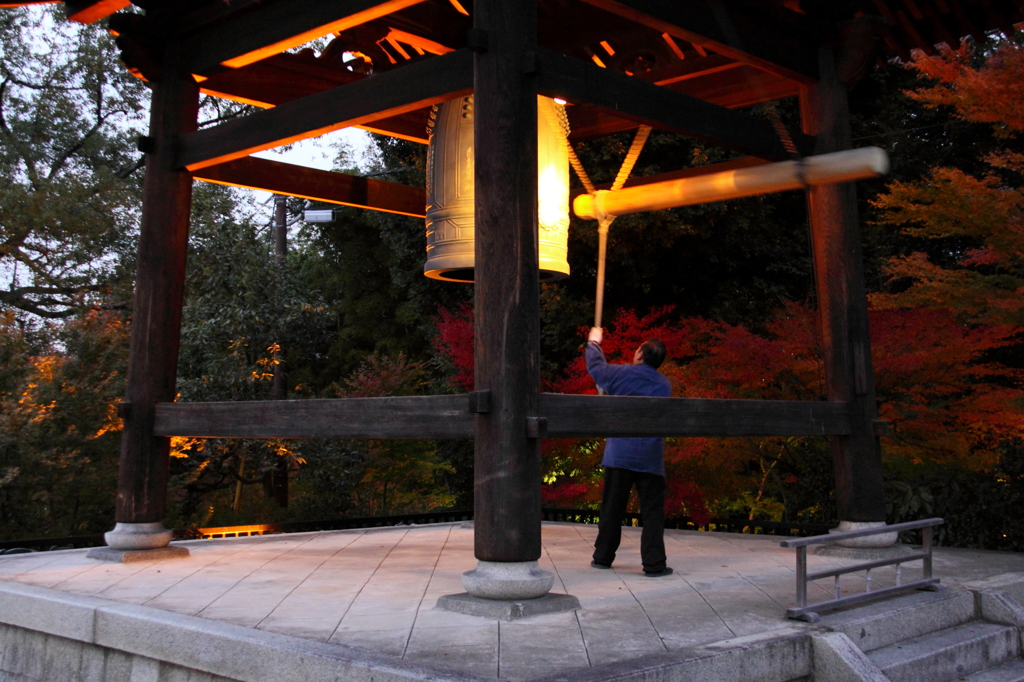 高台寺の鐘楼