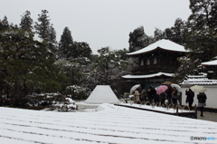 風雪の銀閣寺