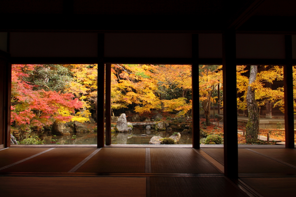 額縁・蓮華寺