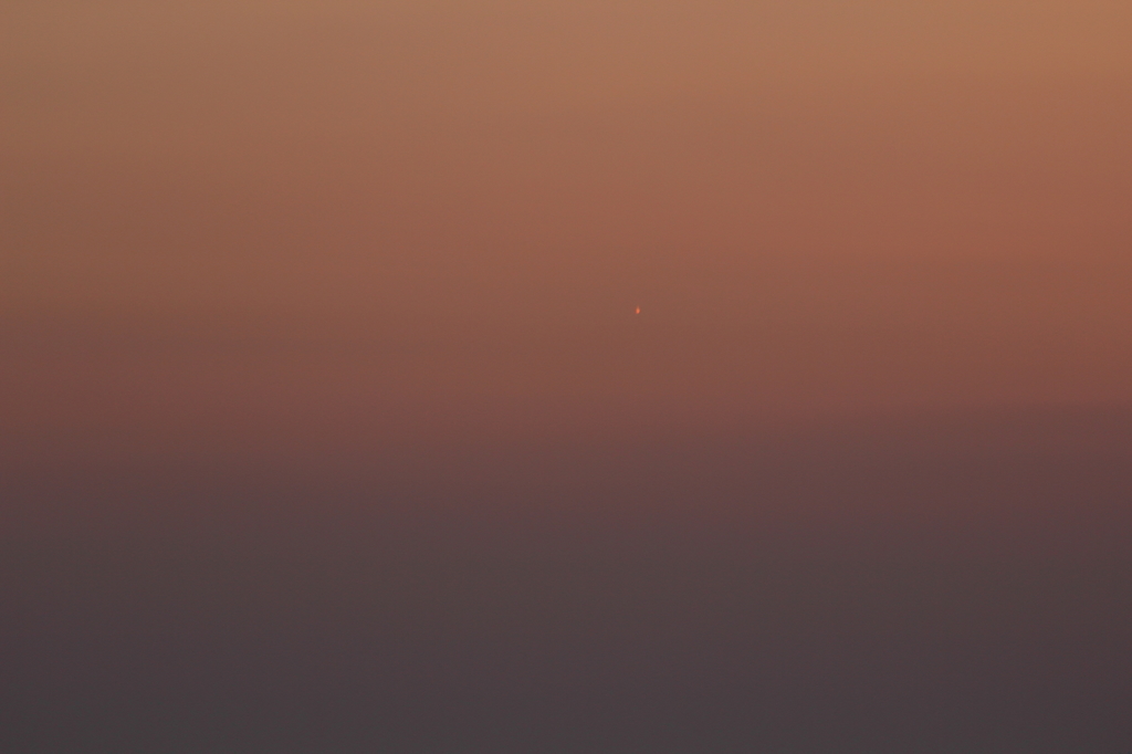 茜色のパンスターズ彗星