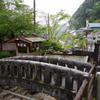 石橋と温泉街