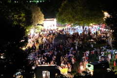 屋台も夜は大繁盛