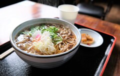 廃校のそば処のせいろ