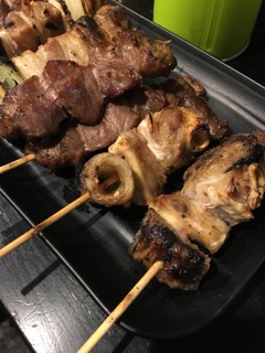 立ち飲みの焼き鳥