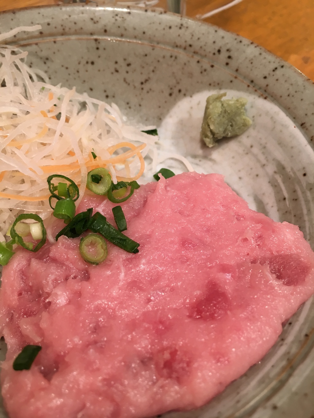 マグロのたたき320円 
