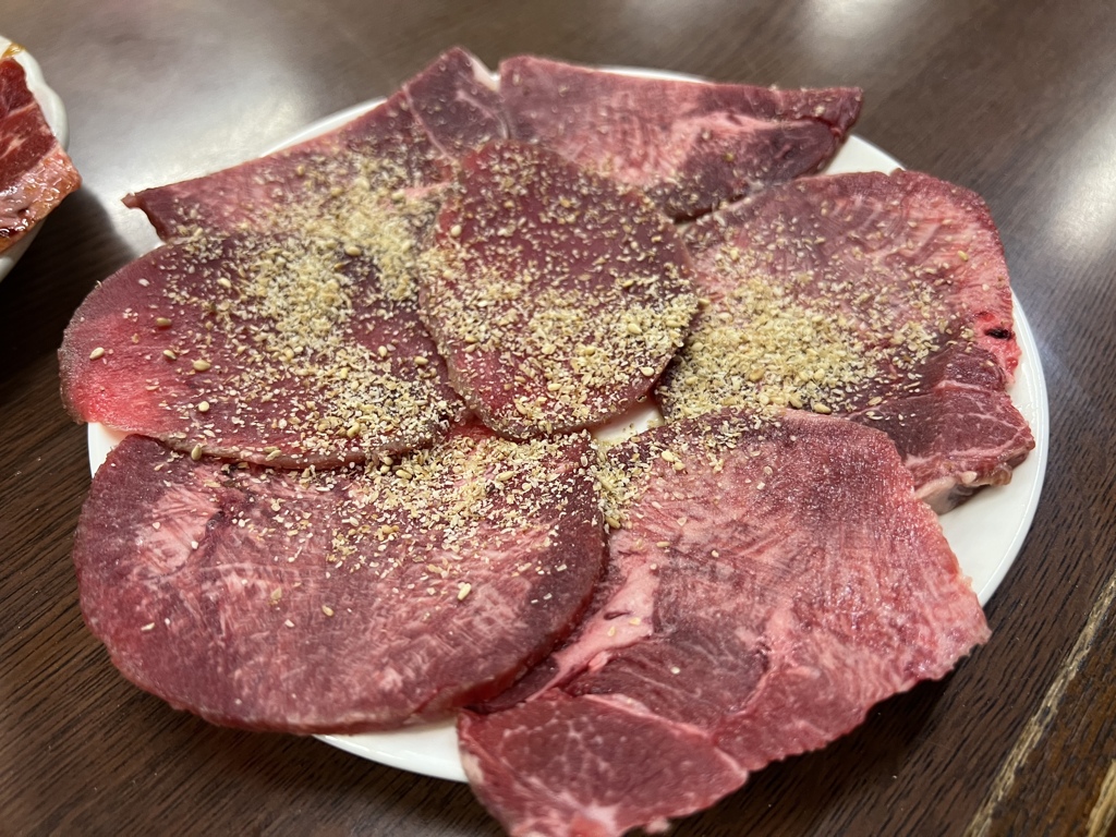 焼肉　タンシオ