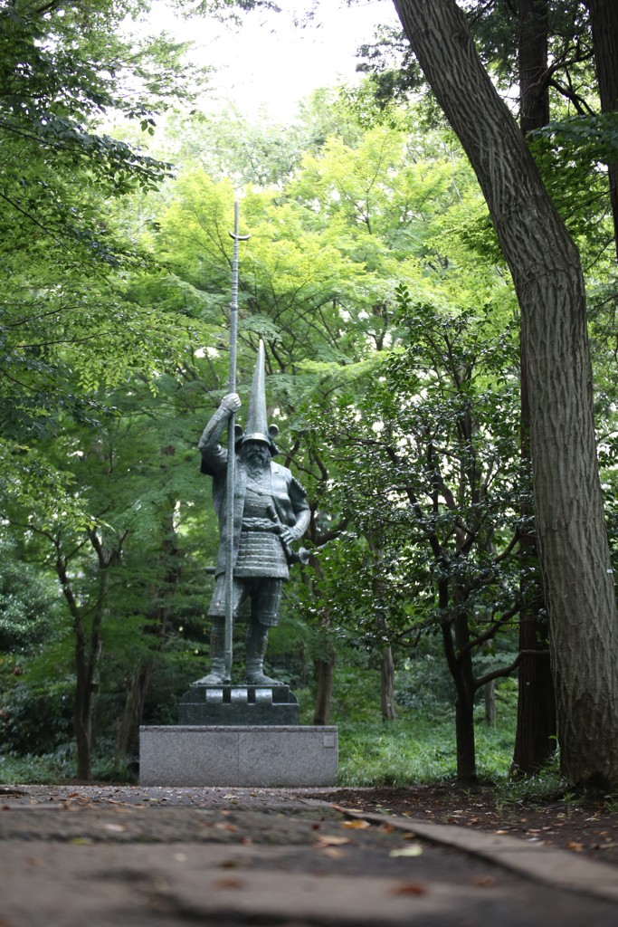 公園の塑像