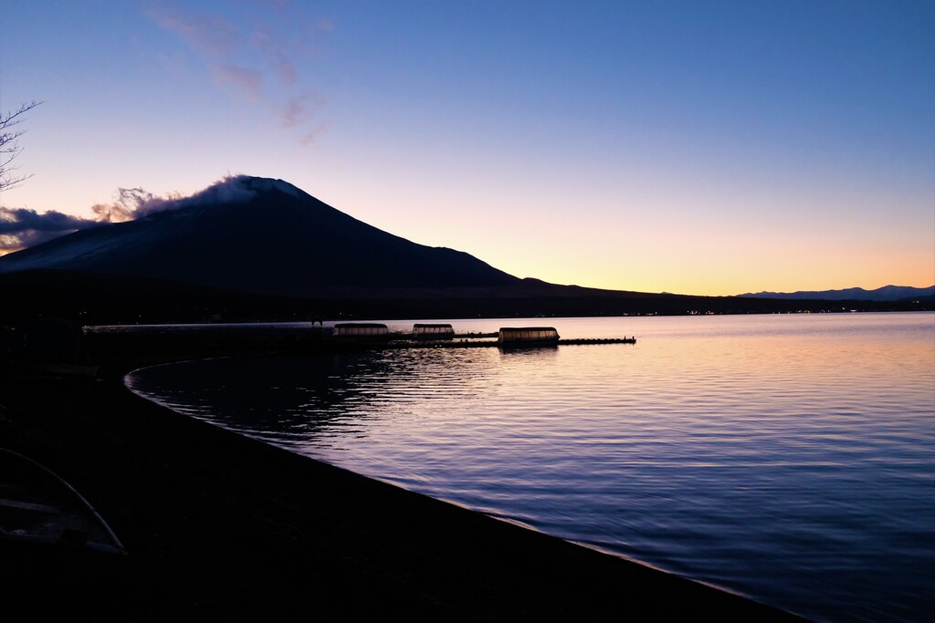 富士山の夕闇