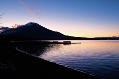 富士山の夕闇