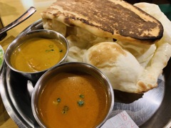 カレーとナン
