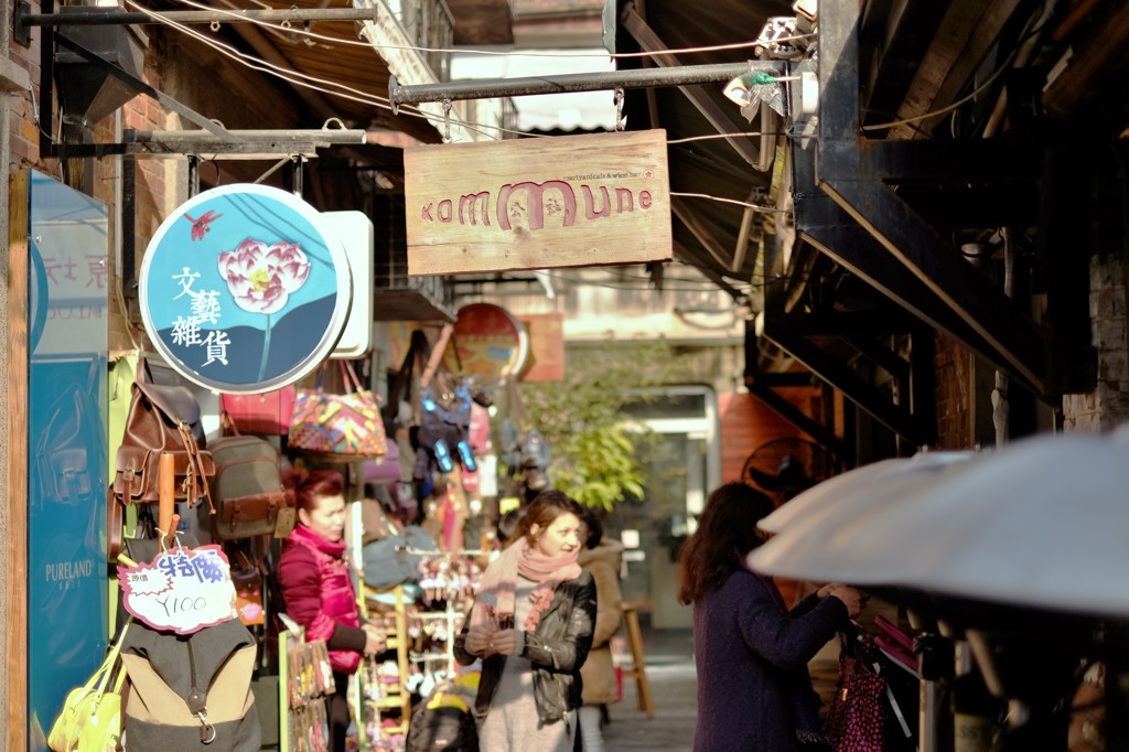 欧米人にピント合わせておけば良かった・・・