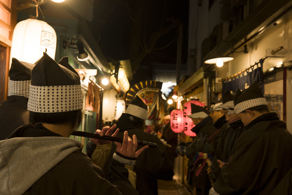 祭りの横丁