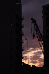 ビル街の夕陽