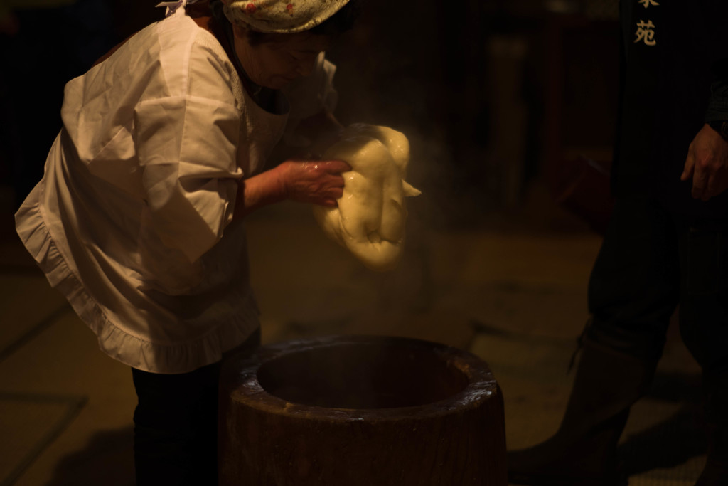 餅をつく (2)