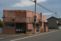 或る駅前の風景