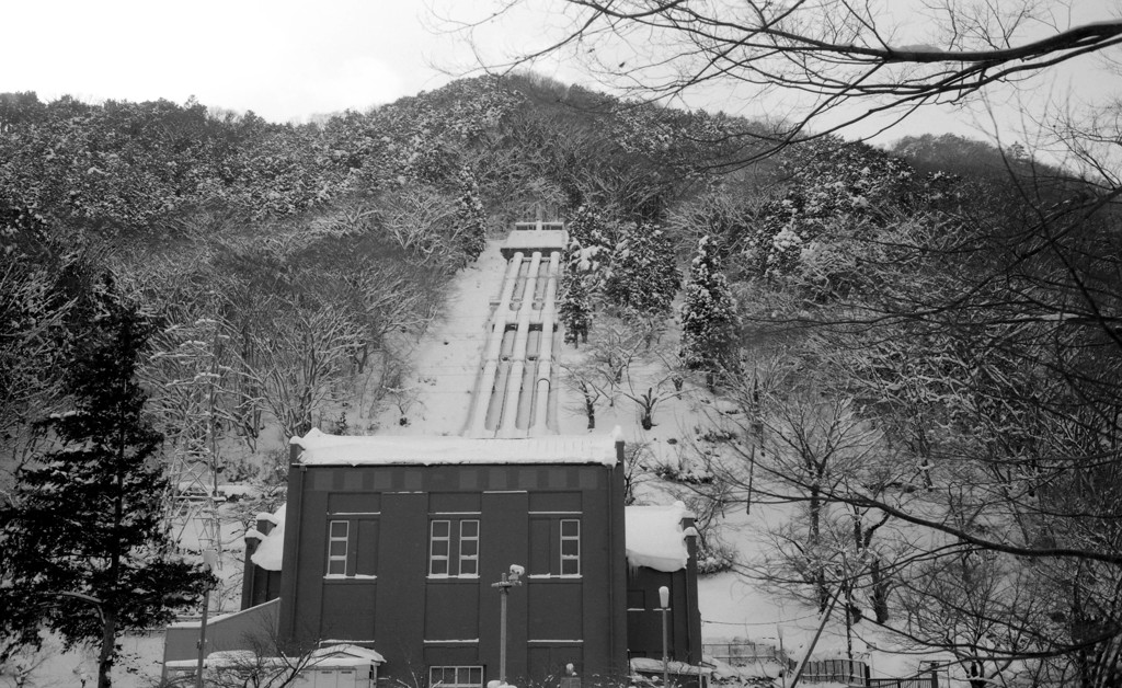 雪の水力発電所（フィルム）