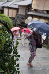 京都　雨の二寧坂