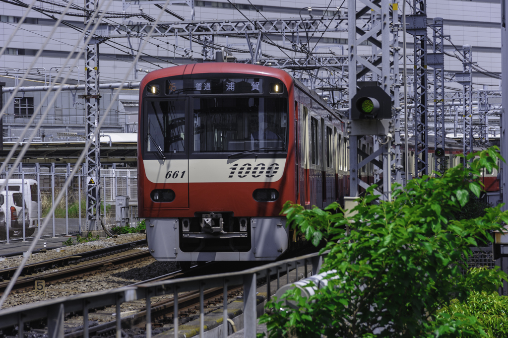 1661F