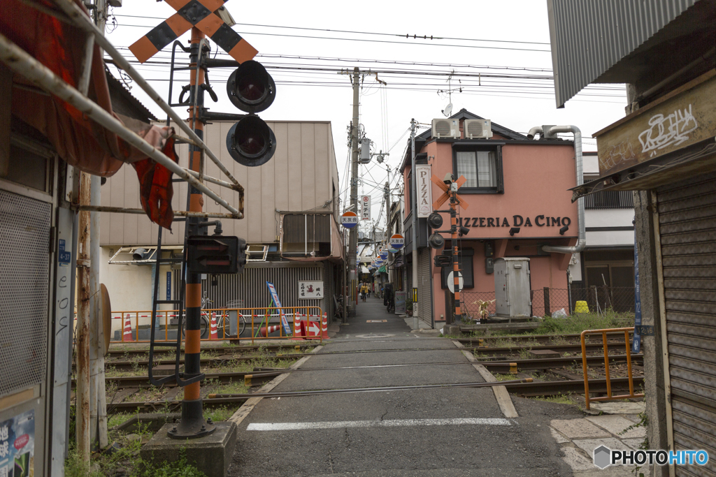 遮断機なしの天下茶屋