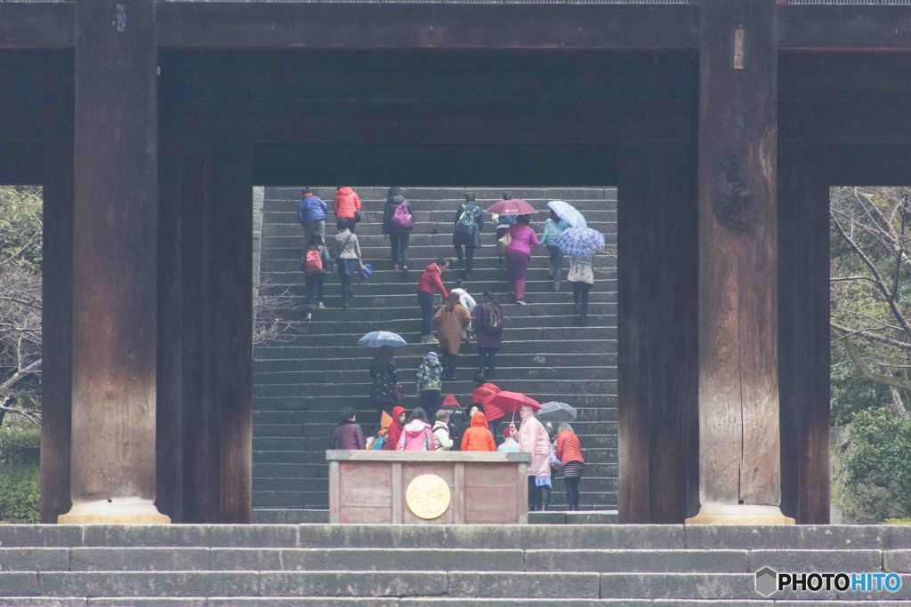 知恩院・カラフルな石段