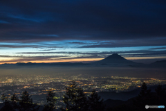 夜明け前の光景