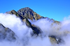 雲上の剱岳