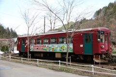 固い蕾と長良川鉄道Ⅲ