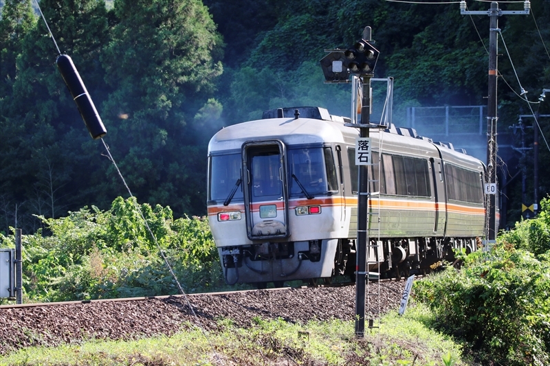 高山線ワイドビューひだⅡ