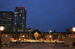 夕暮れの東京駅