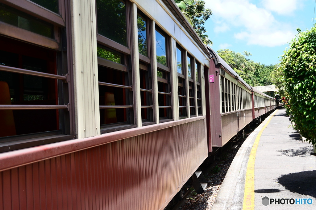 ケアンズ・キュランダ高原列車