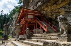 達谷西光寺