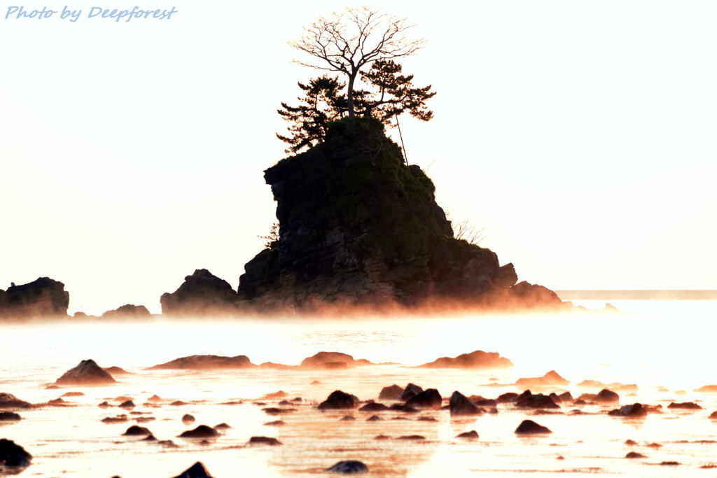 氷見　雨晴海岸