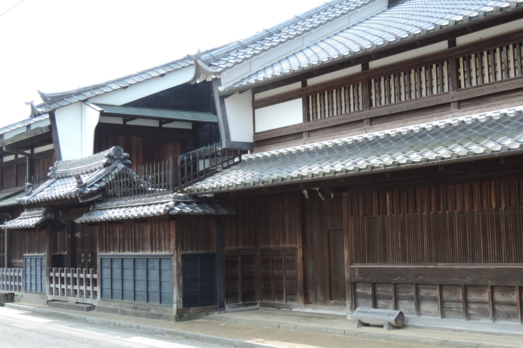 脇本陣屋敷のうだつの屋根