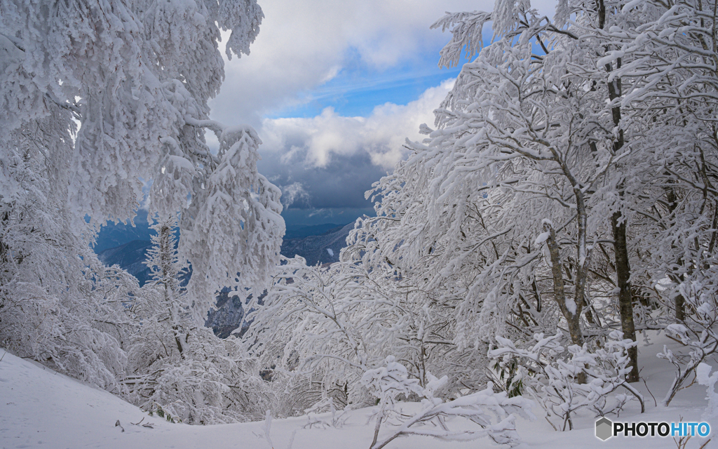 雪上がる