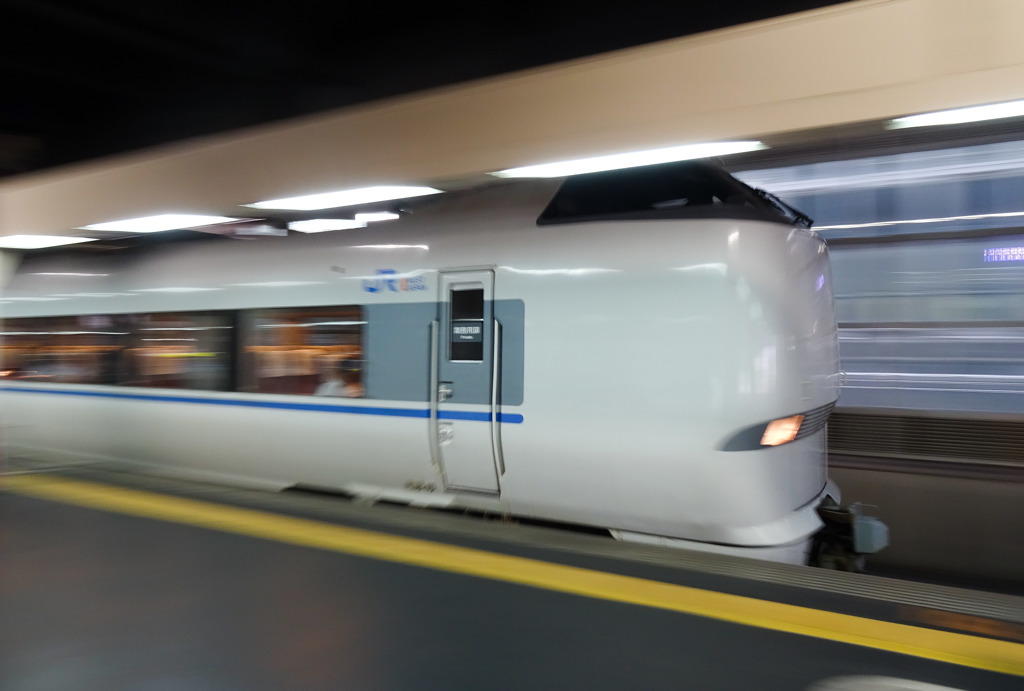 金沢駅 サンダーバード