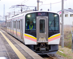 E129系