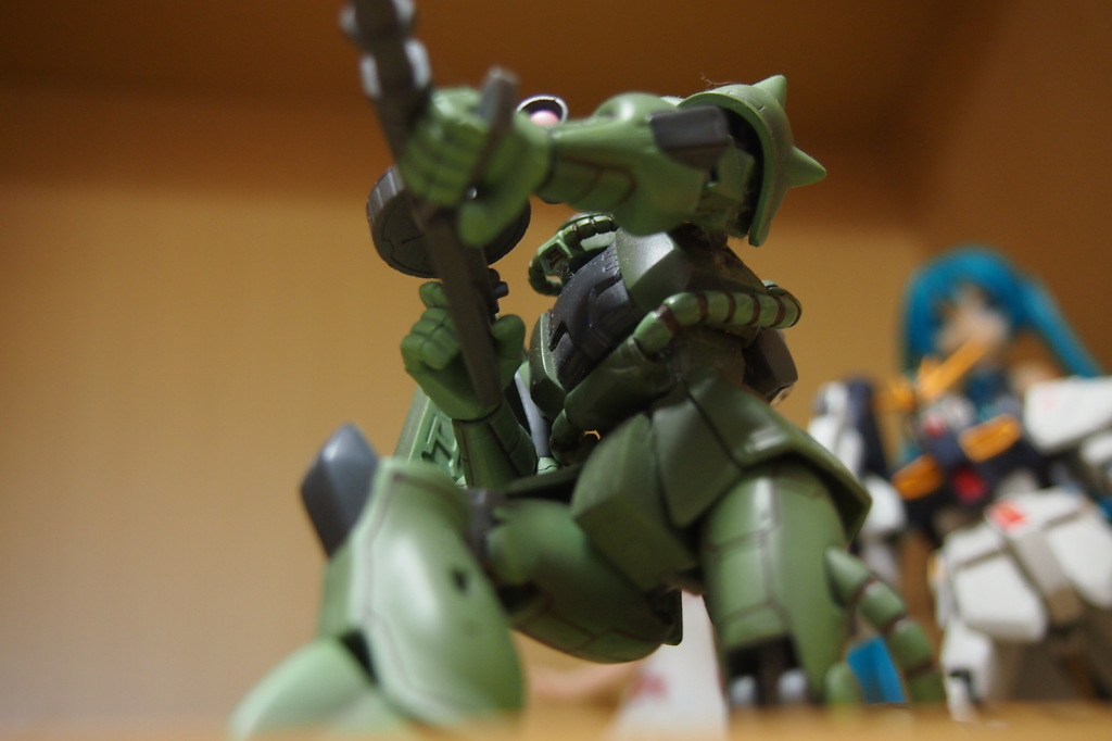 歩兵目線からのザクⅡ