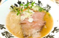 牛肉が旨い！醤油ラーメン