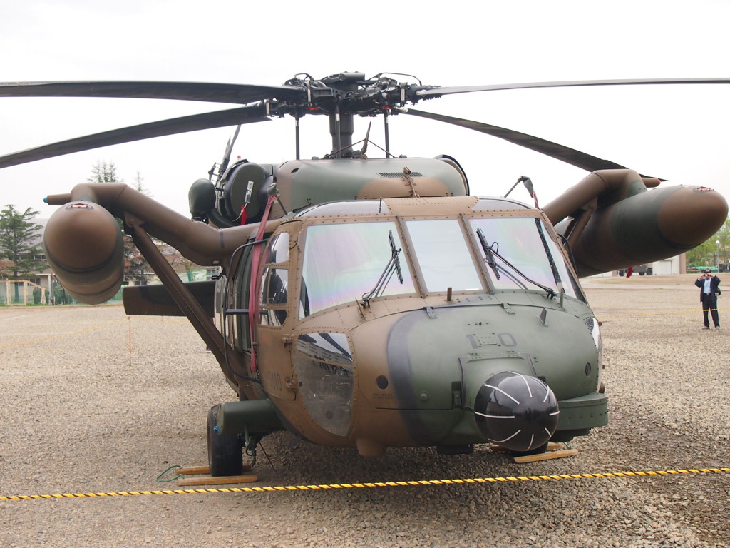 UH-60