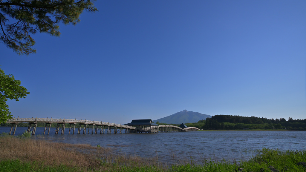 鶴の舞橋