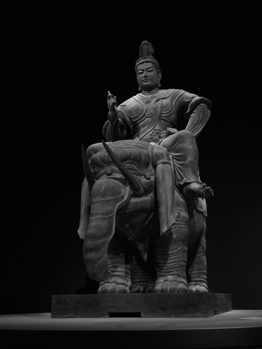 帝釈天騎象像