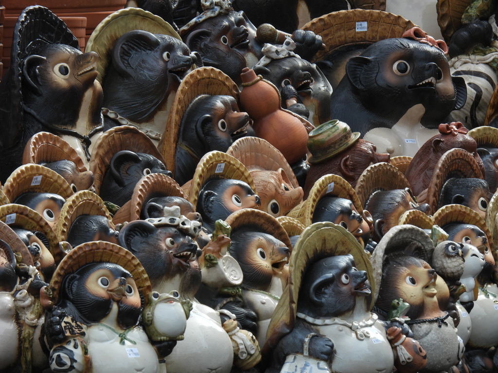 周囲を見回し正確な判断を