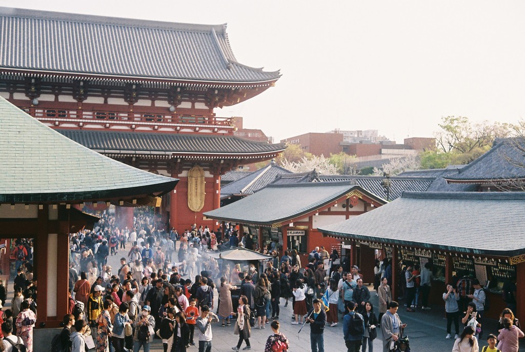 浅草寺にて