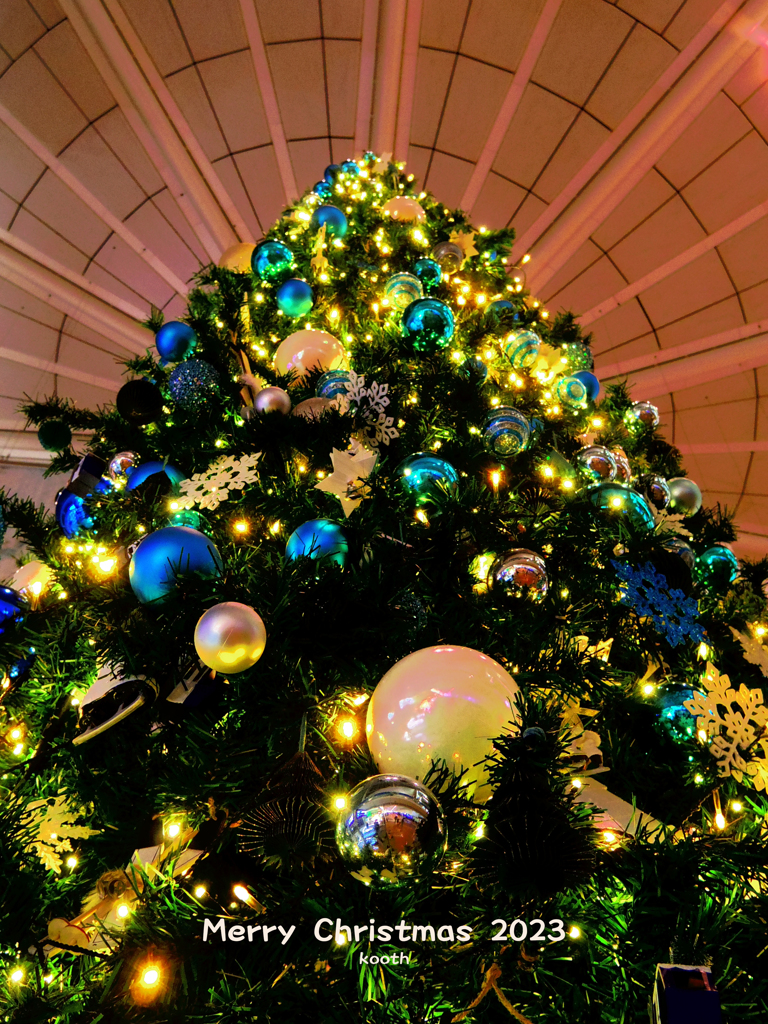 羽田空港のクリスマスツリー