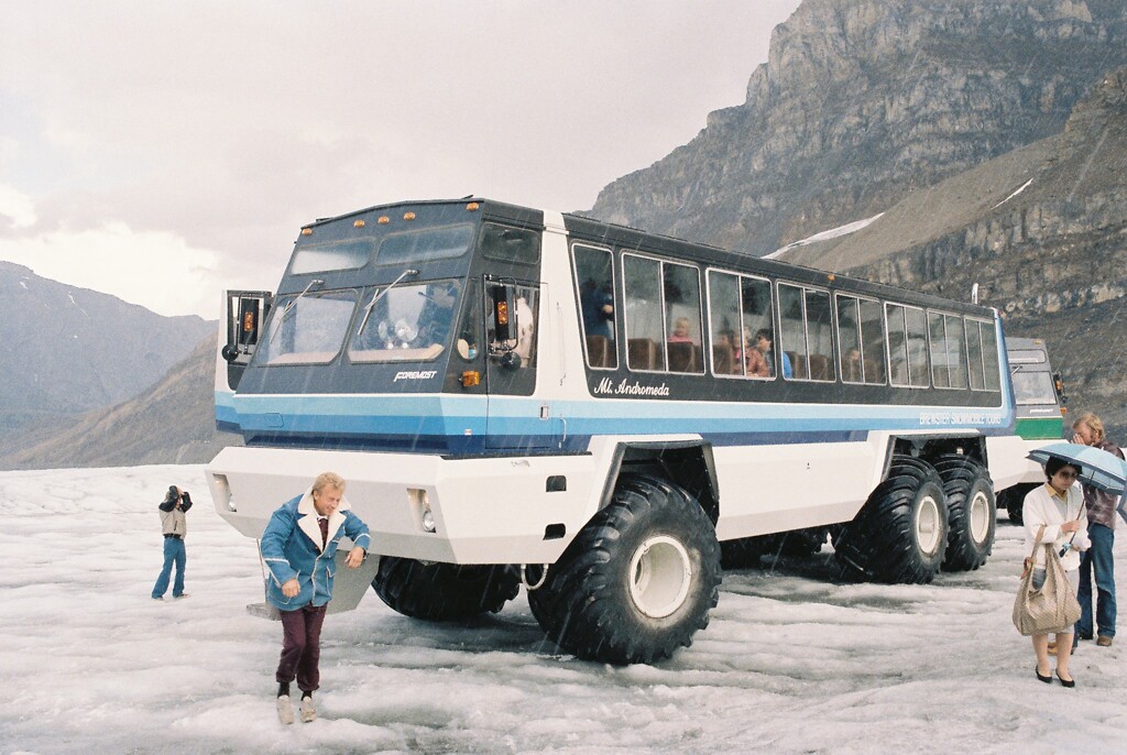 【コロナ蔵出し企画】雪上車に乗って